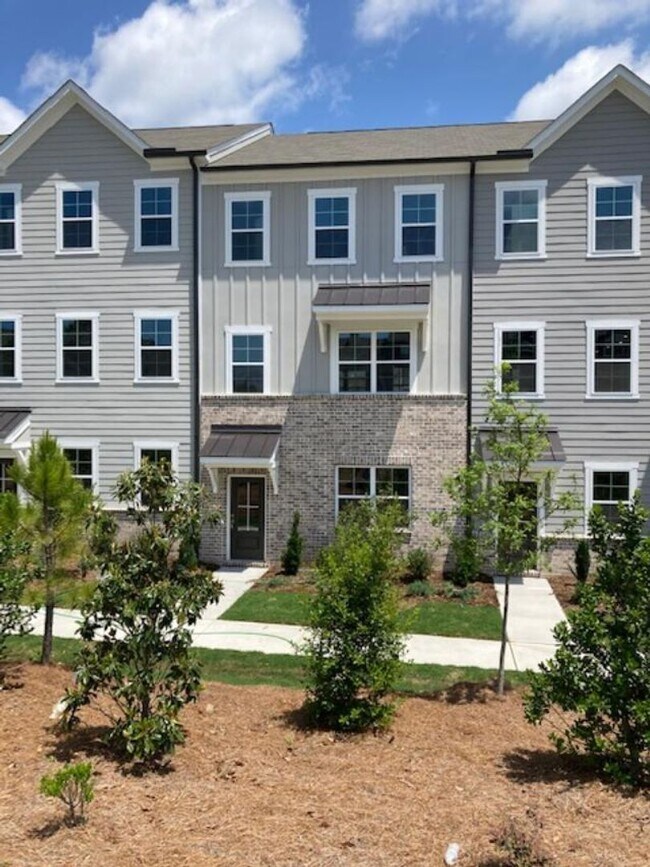 Foto del edificio - 543 Bistle Drive - Bev Roberts Rentals and...