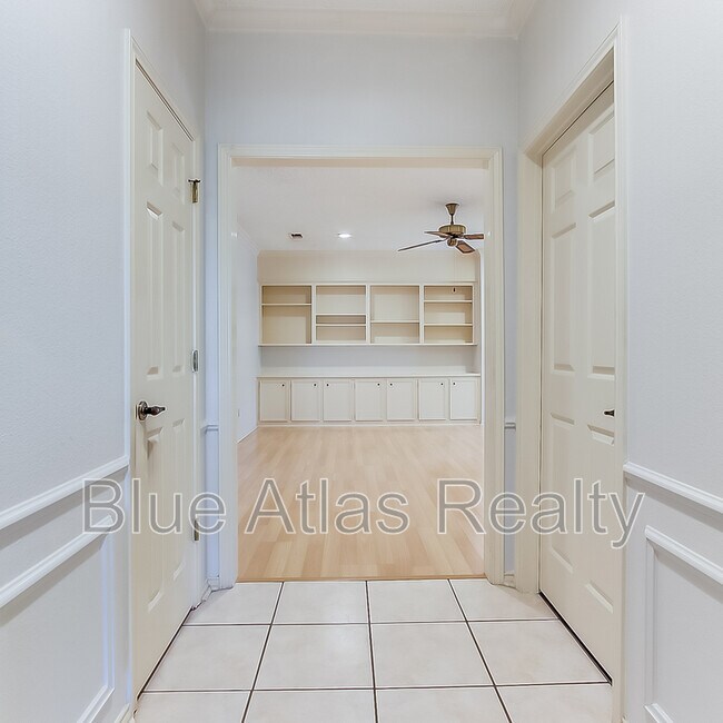 Foto del edificio - 5727 Ridgerock Ct