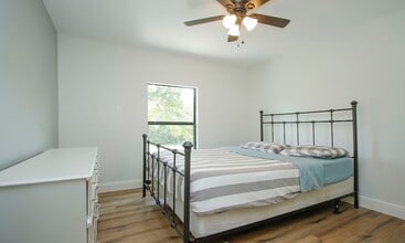 Building Photo - 22 Tangle Brush Dr