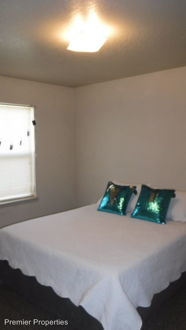 Foto del edificio - 2 br, 2 bath House - 237 Cypress Street