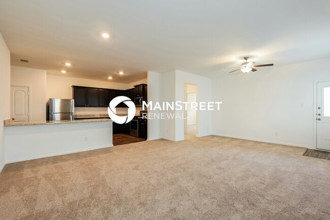 Building Photo - 5 Bedroom Pet-Friendly Home in New Braunfels, TX with Main Street Renewal