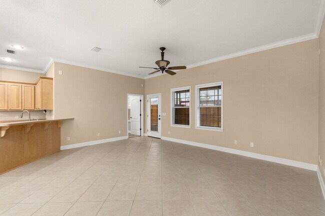 Foto del edificio - 408 W 17th St