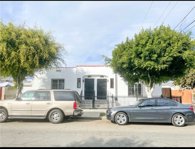 Foto del edificio - 519 E Dayman St