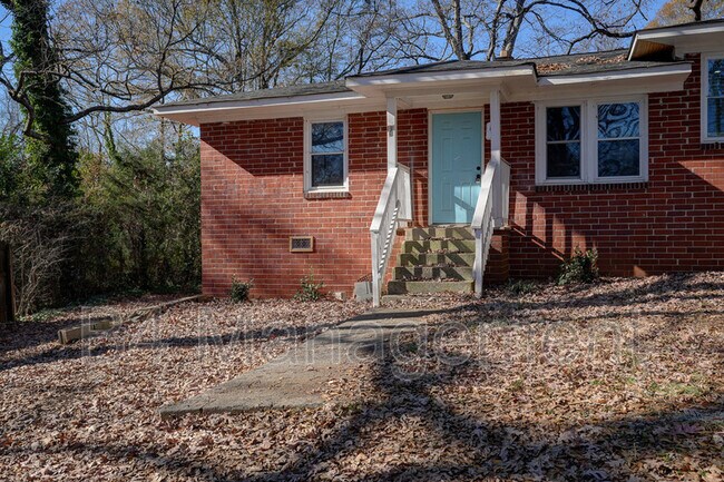 Building Photo - 32 Bagwell Cir