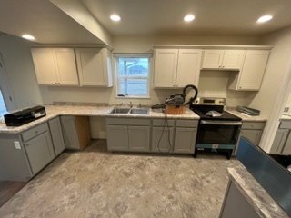 Kitchen cupboards - 303 Post Oak Dr