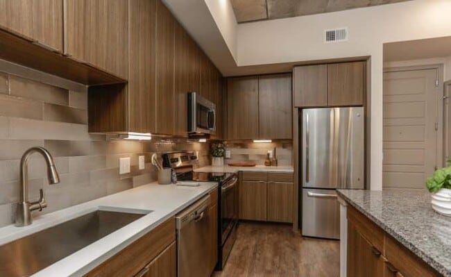 Building Photo - 1 bedroom in Houston TX 77019