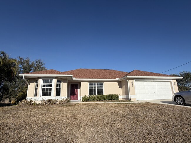 Foto del edificio - 4311 NE 23rd Pl