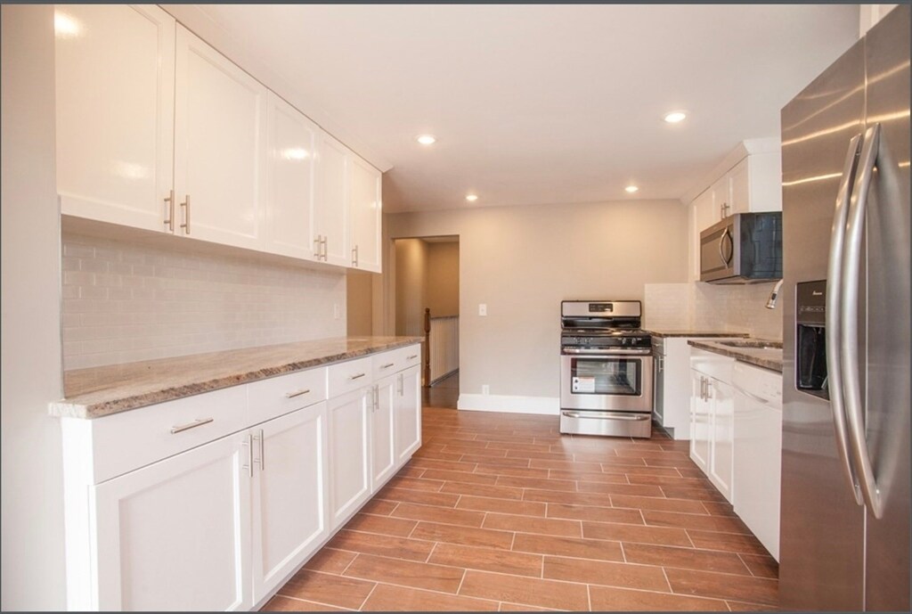 Foto principal - 117 Addison St