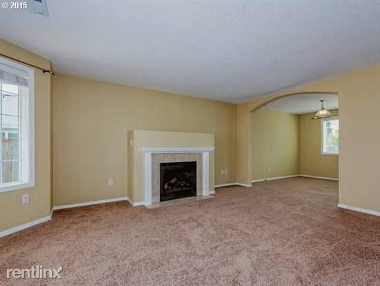 Foto del edificio - 4713 NE 39th St