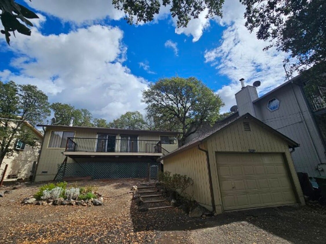 Primary Photo - Cozy rental in Hidden Valley Lake