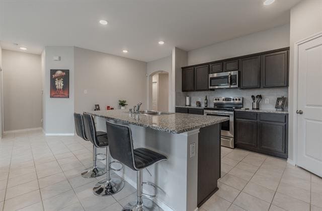 Building Photo - 811 Rustic Meadows Trl