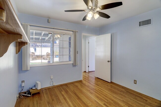 Building Photo - 6424 Del Cerro Blvd
