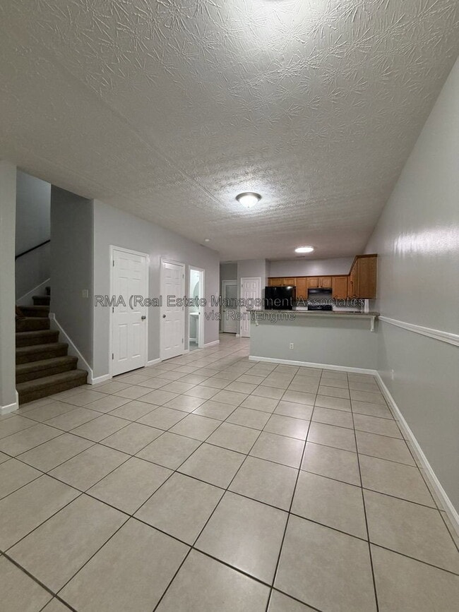 Building Photo - 1724 Carrington Dr