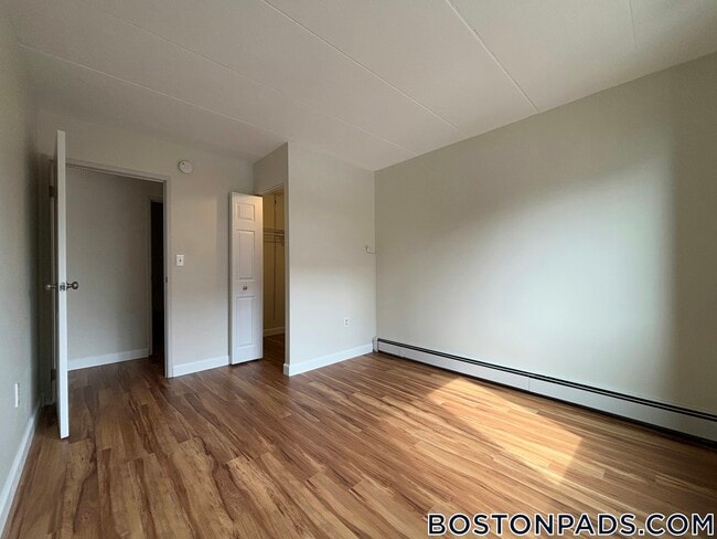 Building Photo - 725 Tremont St