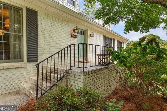 Foto del edificio - 1375 Mosswood Ln SE