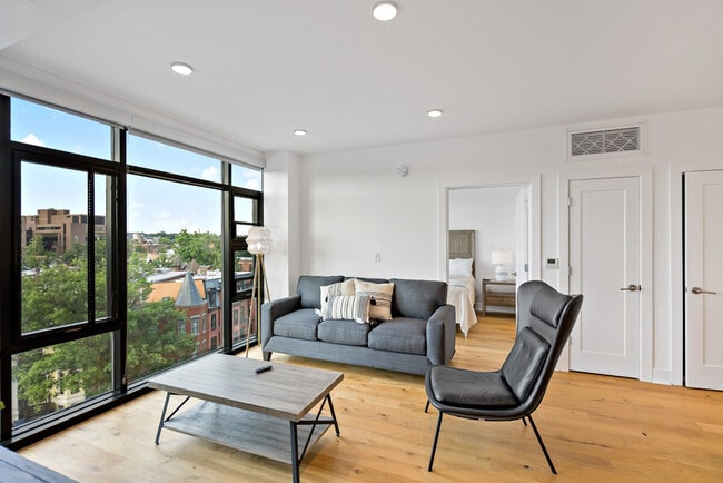 Foto del edificio - 635 S St NW
