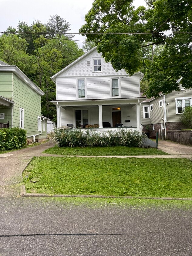 Primary Photo - 128 N Congress St