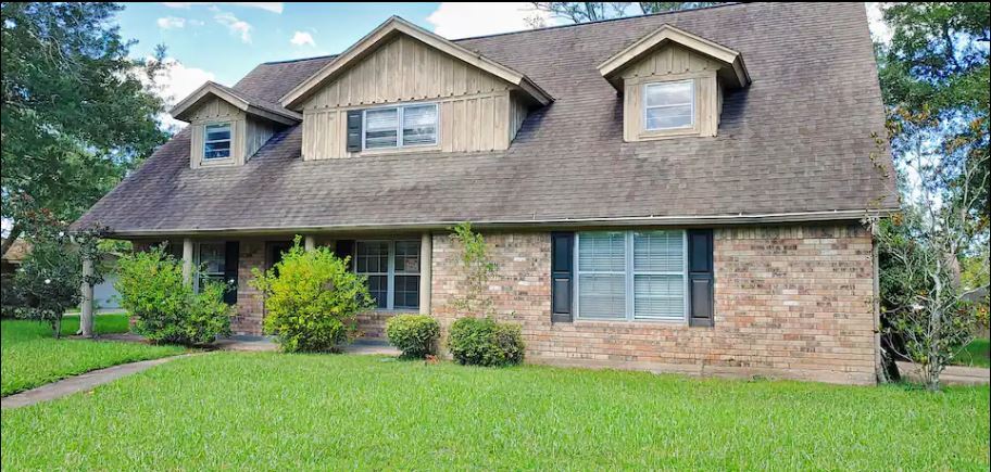 Primary Photo - 2800 Country Club Dr