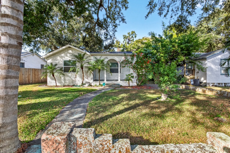 Primary Photo - 3525 50th Ave N