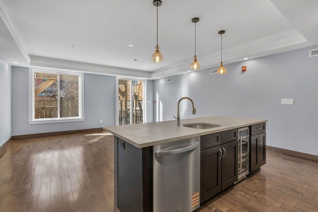 Building Photo - 1512 Frankford Ave