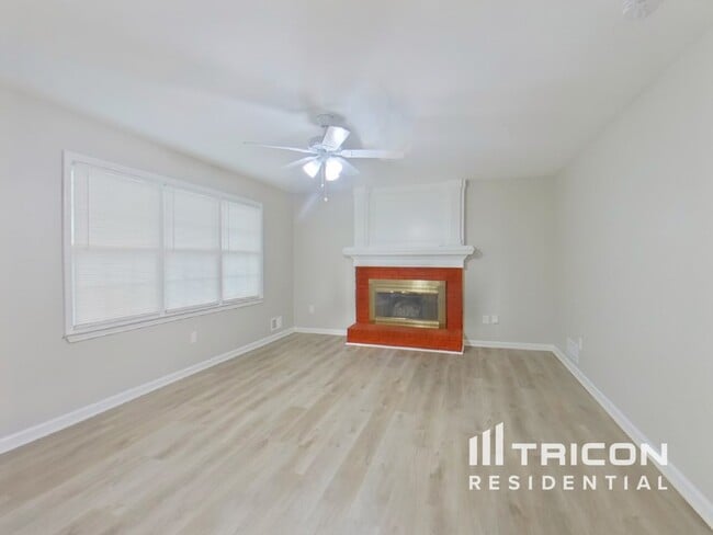 Foto del edificio - 3560 Erdly Ln