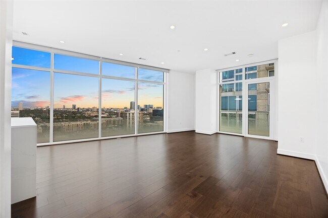 Foto del edificio - 4521 San Felipe St