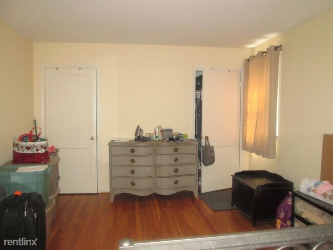 Foto del edificio - 4 br, 3.5 bath House - 1710 Flora Lane