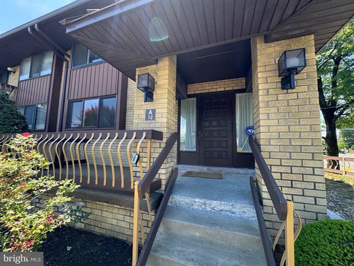 Foto principal - 10201 Bustleton Ave
