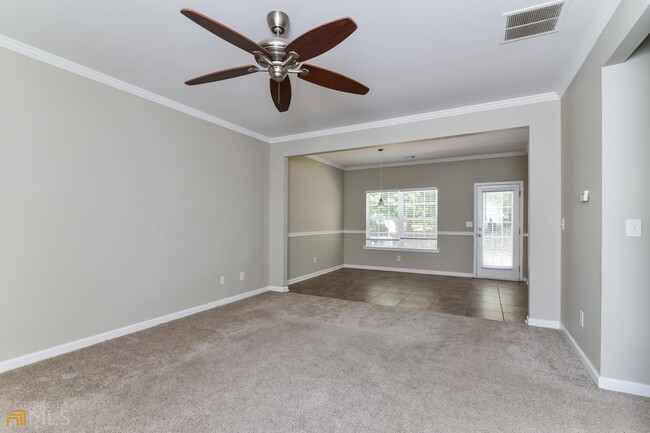 Building Photo - 4746 Autumn Rose Trail