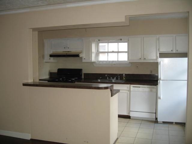 Building Photo - 2020 Buffalo Terrace