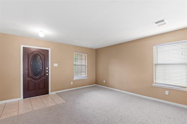 Foto del edificio - 18226 Fair Grange Ln