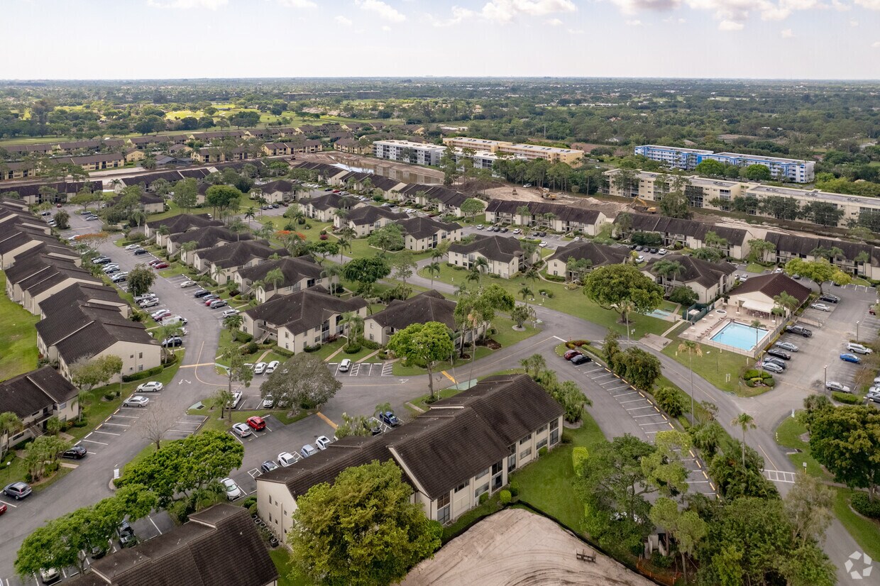 Aerial Photo - Lucerne Pointe Seven Condominiums