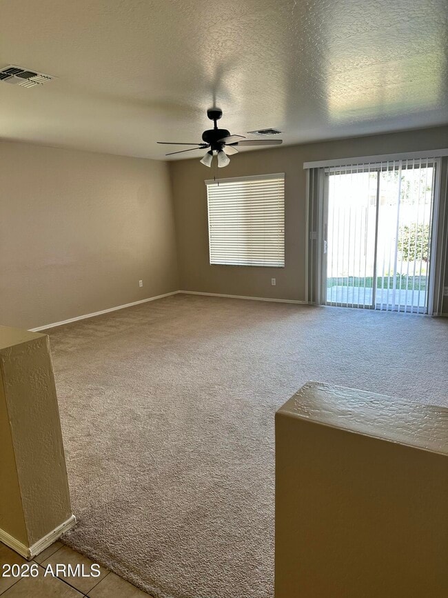 Foto del edificio - 10520 W Magnolia St