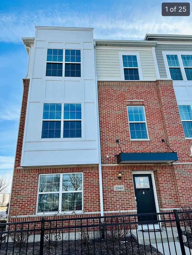 Building Photo - 2949 Reflection Dr