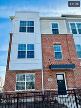 Building Photo - 2949 Reflection Dr