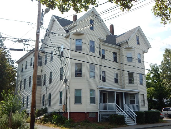 Building Photo - 750-754 N Montello St