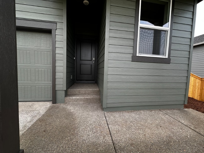 Building Photo - 3294 Southeast 35th Street