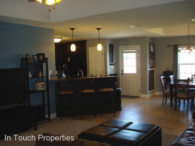Building Photo - 3 br, 2 bath House - 4940 Grant Dr