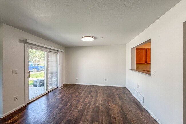 Foto del edificio - 1601 Great Western Dr