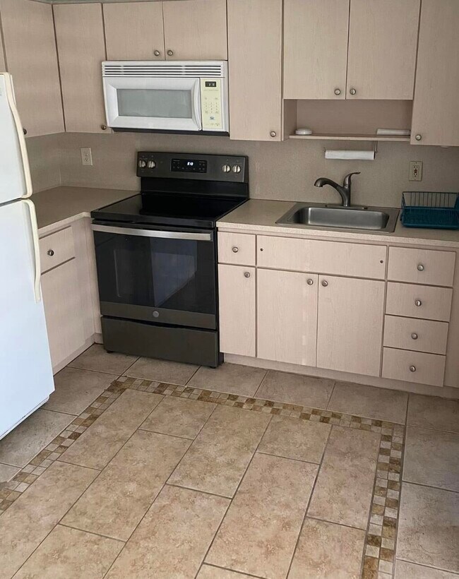 Foto del edificio - 732 Granada St