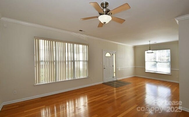 Building Photo - 15224 Coventry Ct Ln