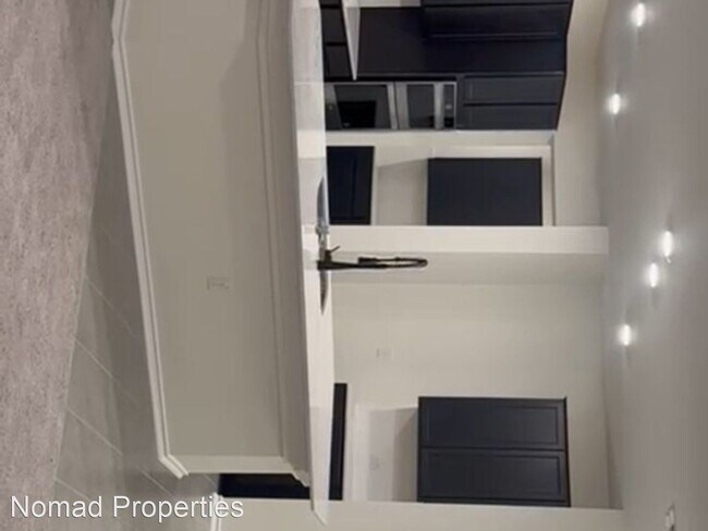 Foto del edificio - 5 br, 3 bath House - 4633 Teverola Dr