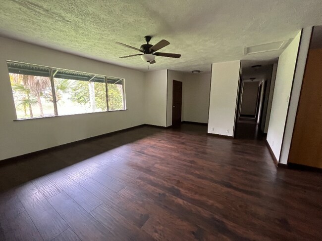 Foto del edificio - 16-256-256 E Kipimana St