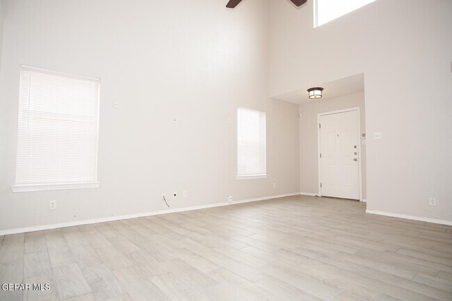 Foto del edificio - 3272 Garden Point Dr