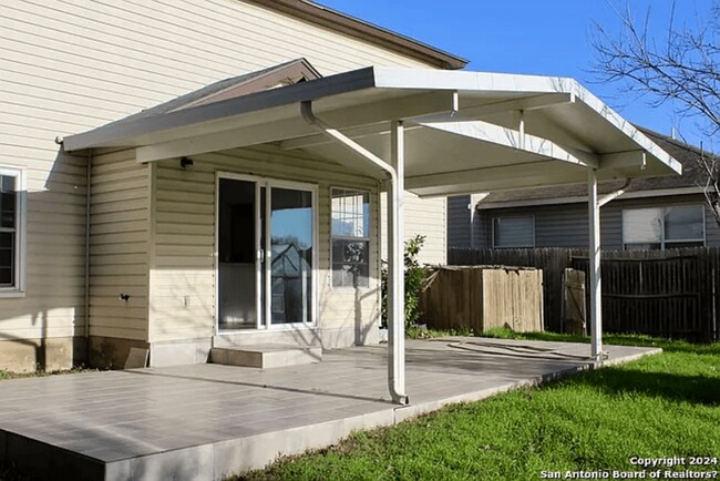Building Photo - 5210 Erickson Bluff