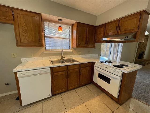 Foto del edificio - 5601 Hearthwood Ct