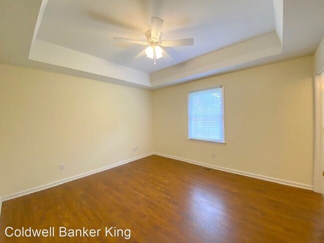 Foto del edificio - 3 br, 2 bath House - 136 Matthew St.