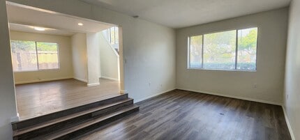 Building Photo - 164 1/2-664-662 I Ave