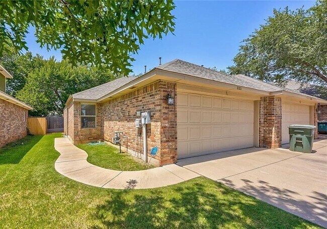 Foto del edificio - 333 Sterling Pointe Way