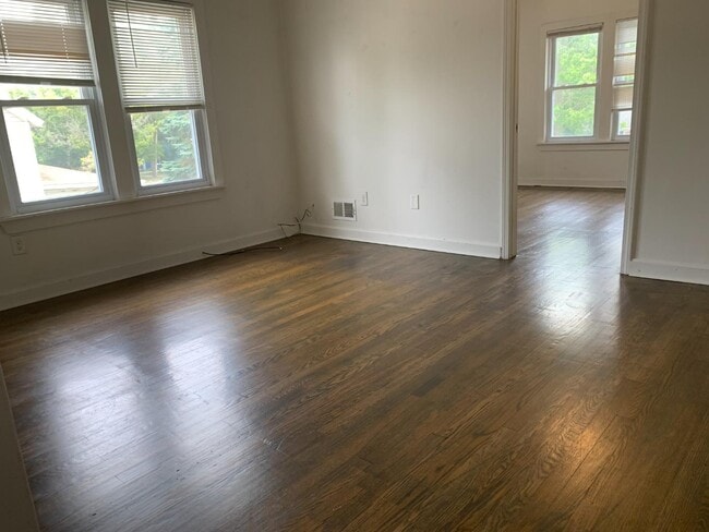 Photo - 207 N Prospect Rd - Apt 3